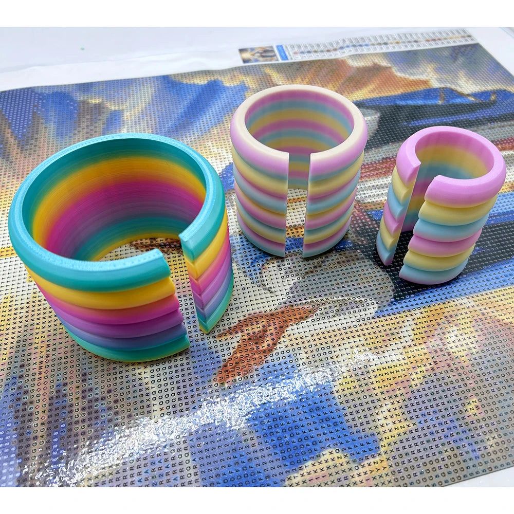 Rainbow Roll Diamond Painting Canvas Holder